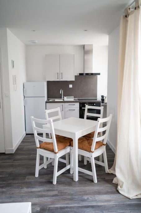 Michel Apartamento Dinan Exterior foto